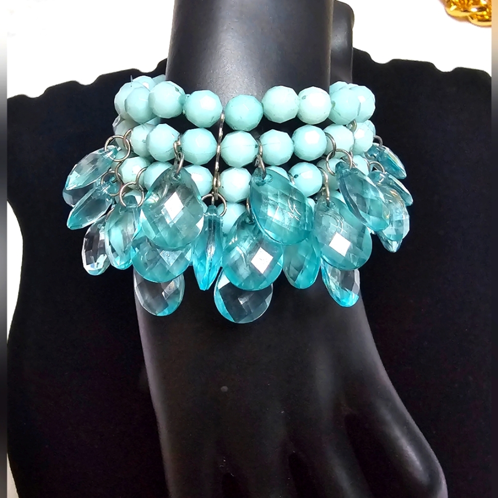 Womens turquoise bracelet